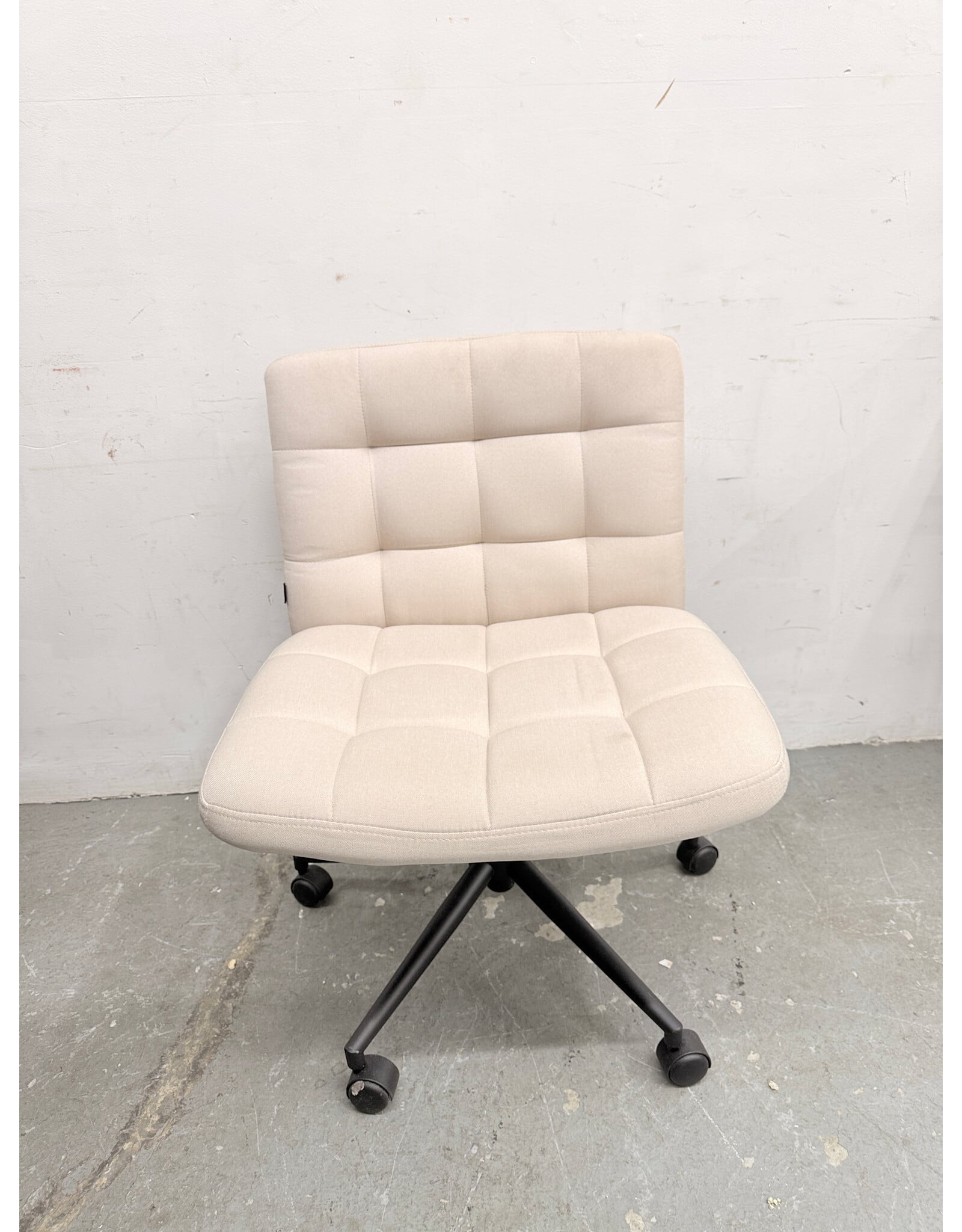 Modern Armless Padded Swivel Desk Chair