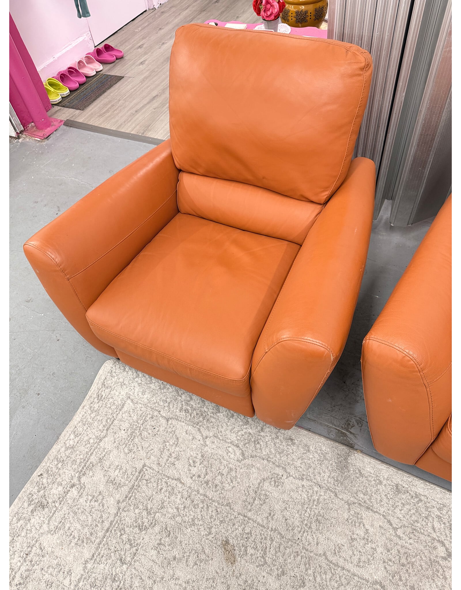 Almafi Leather Recliner