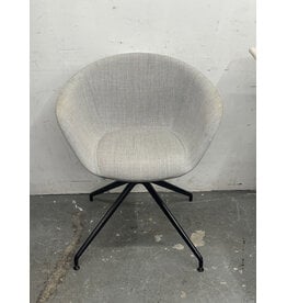 Arper Duna Swivel Armchair