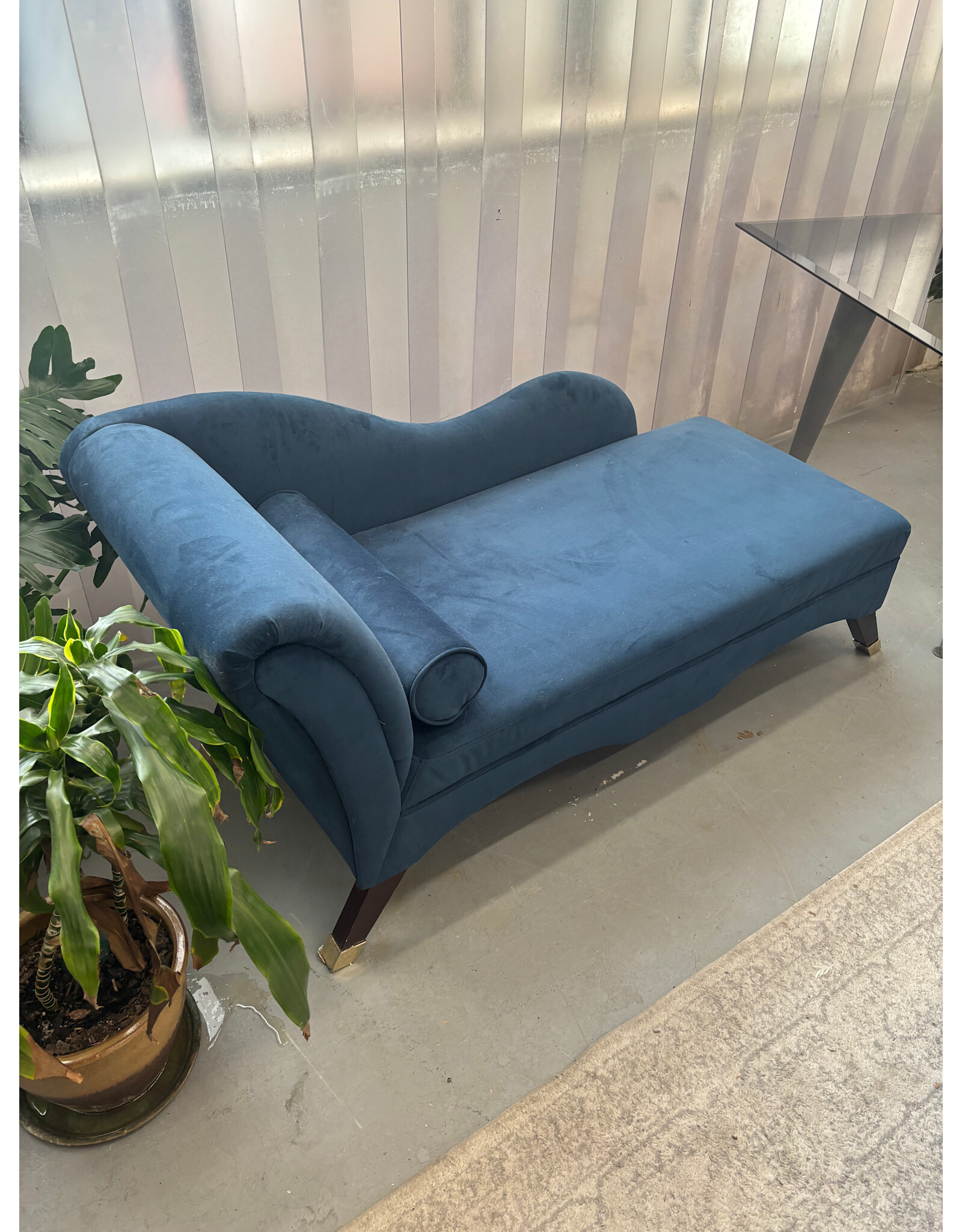 Safavieh Blue Velvet Chaise Lounge