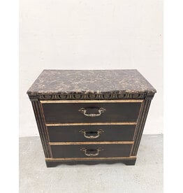Modern 3-Drawer Dresser