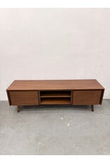Seno Walnut Low Media Unit, Article