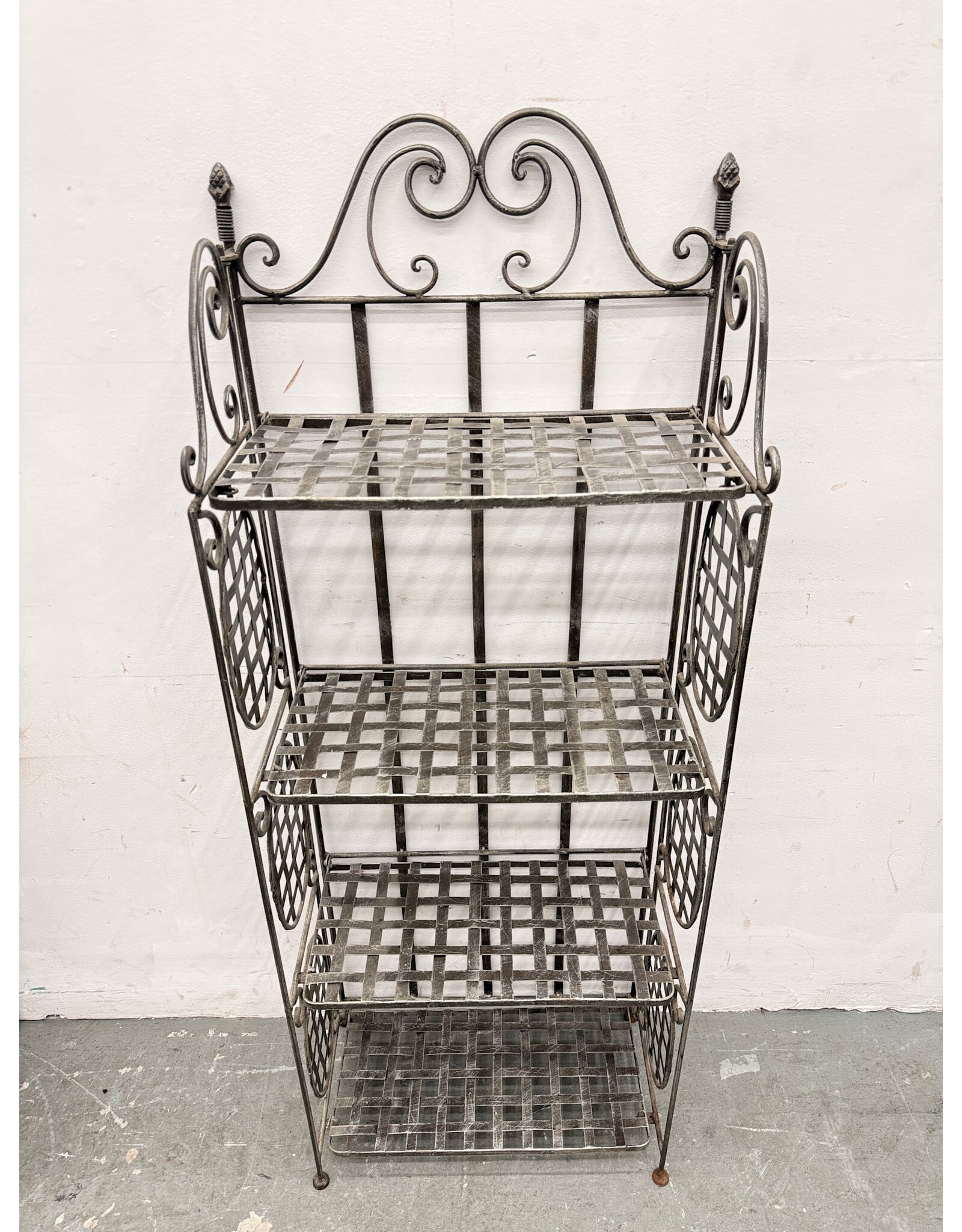 Iron Bakers Rack