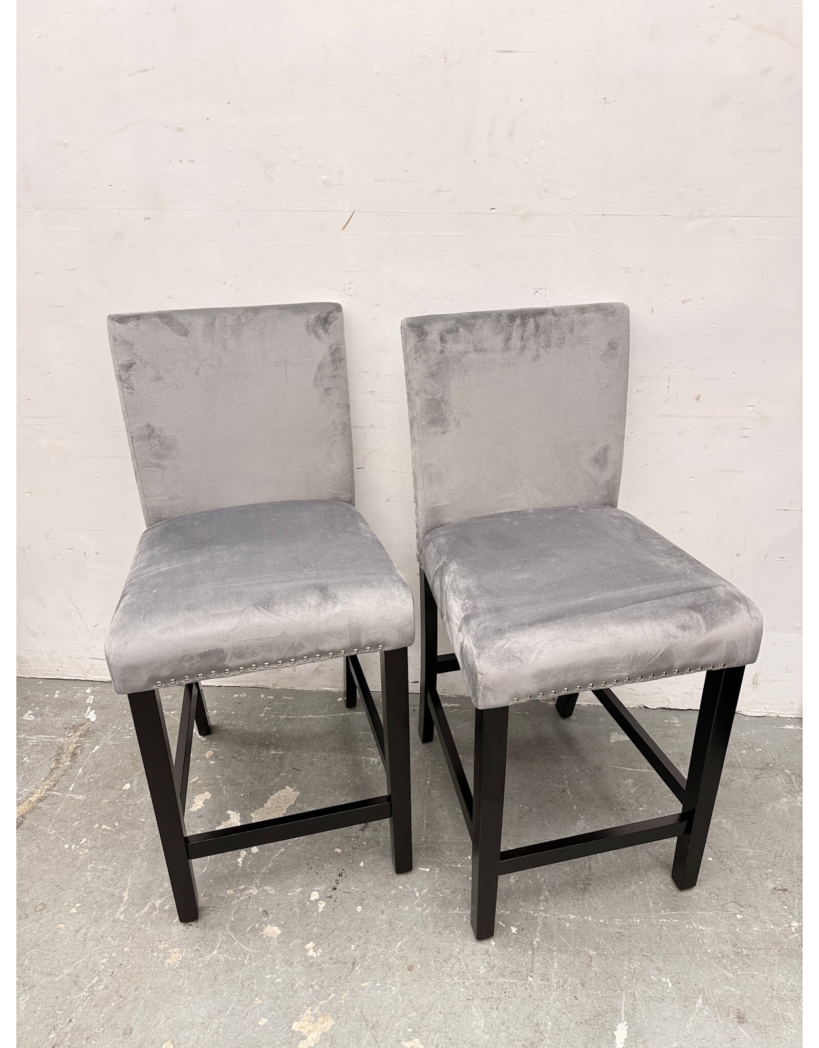 Modern Grey Velvet Counter Stool