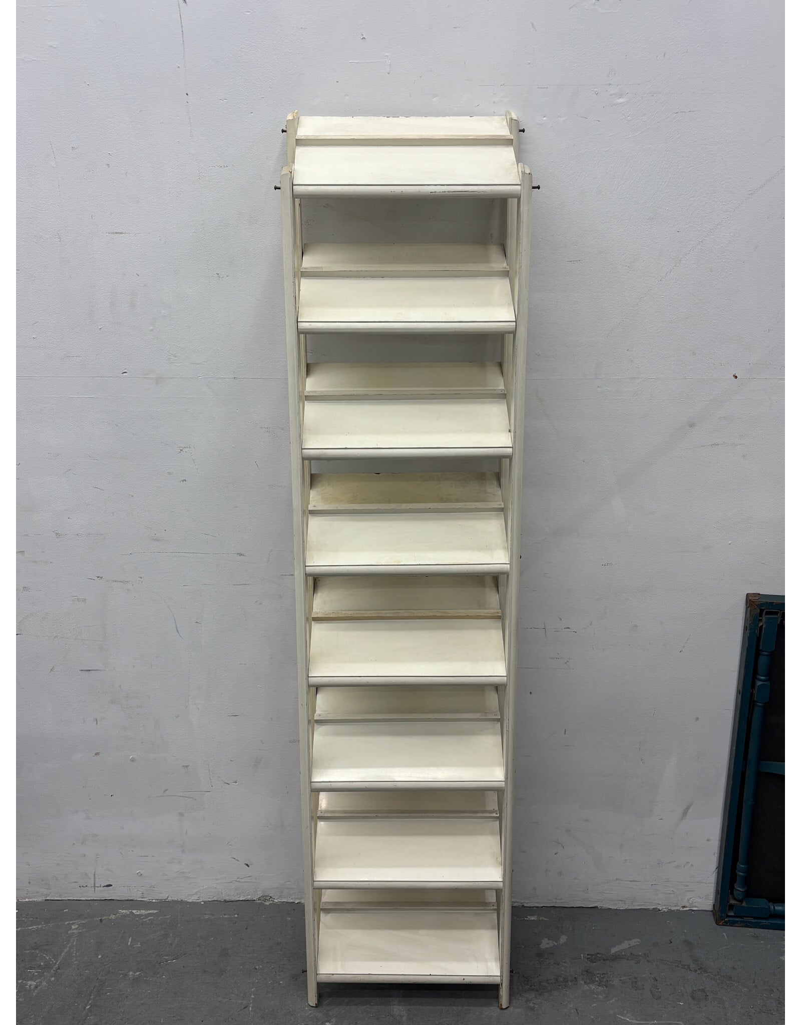 White Slanted Shoe Storage Rack