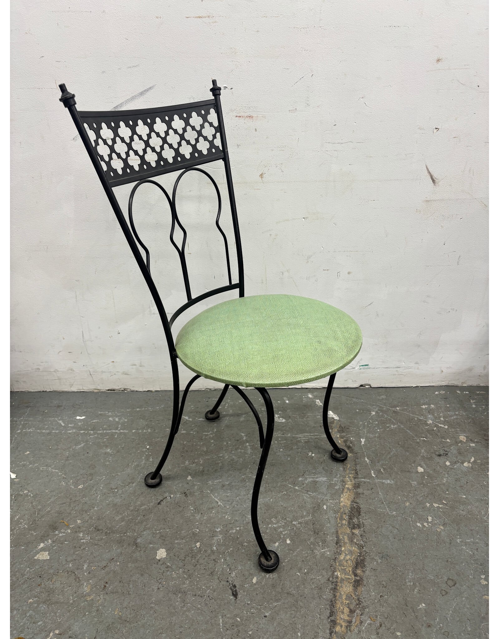 Vintage Salterini Style Wrought Iron Chair with Mint Seat