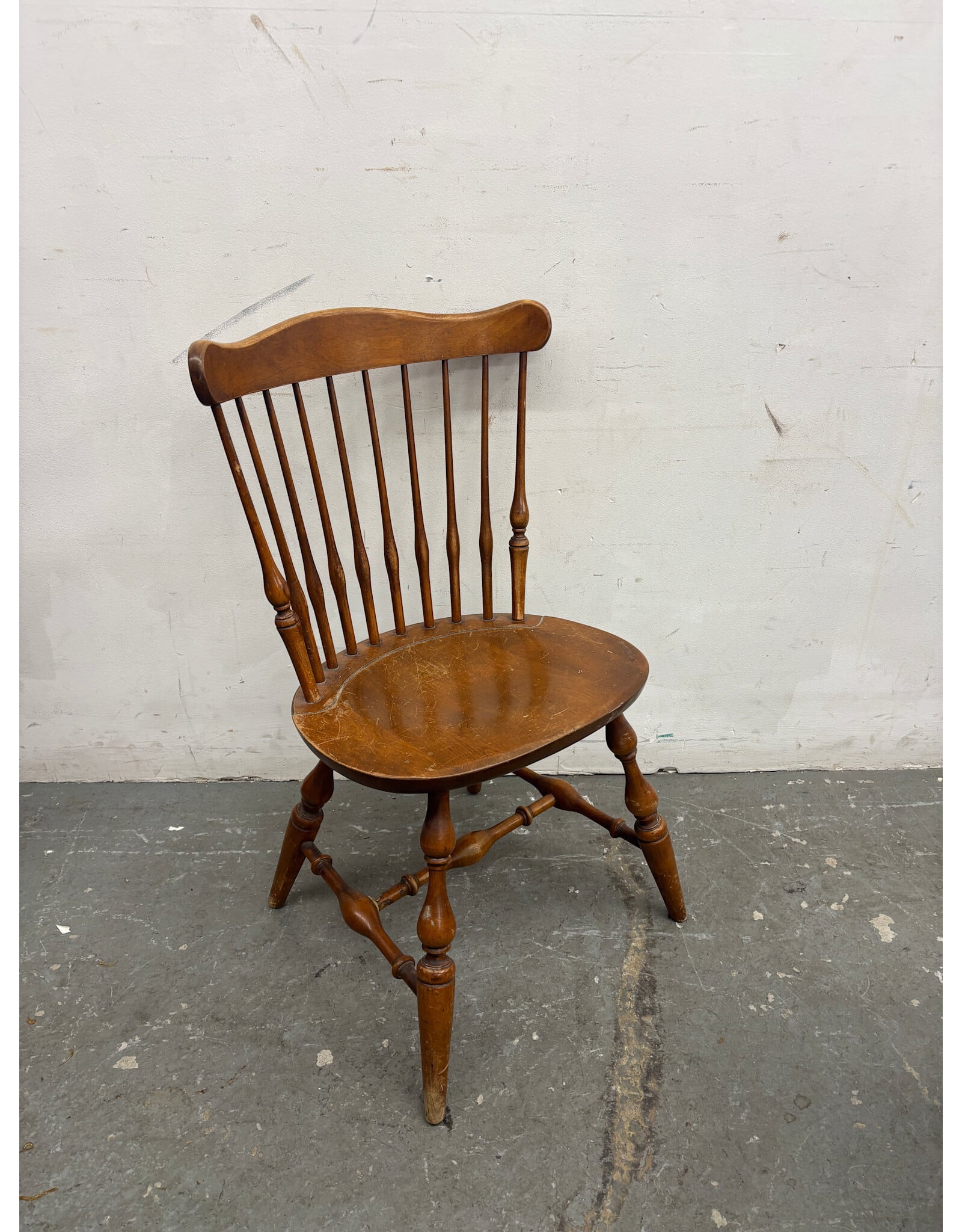 Vintage Wooden Fan-Back Windsor Dining Chair
