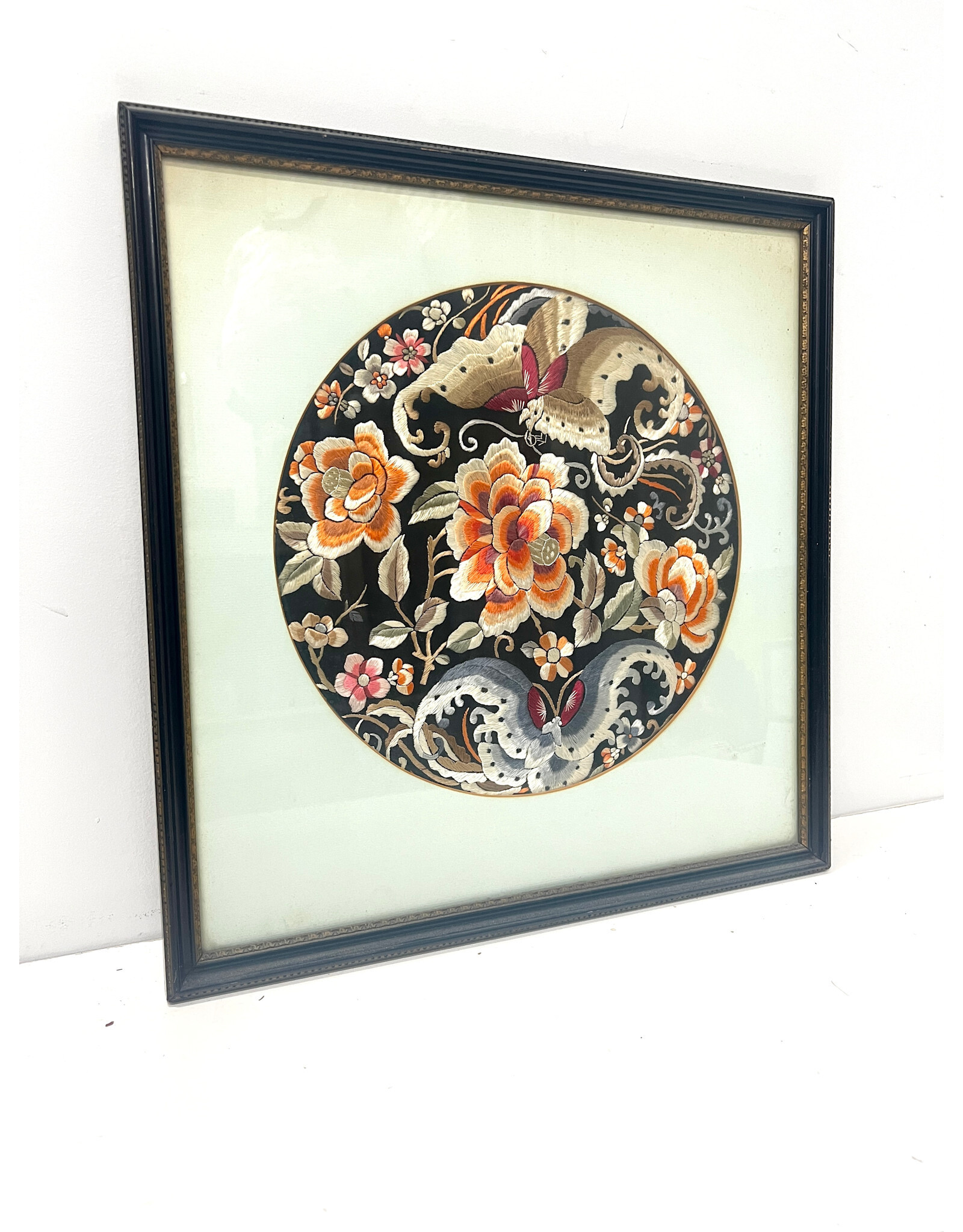 Round Framed Chinese Embroidery