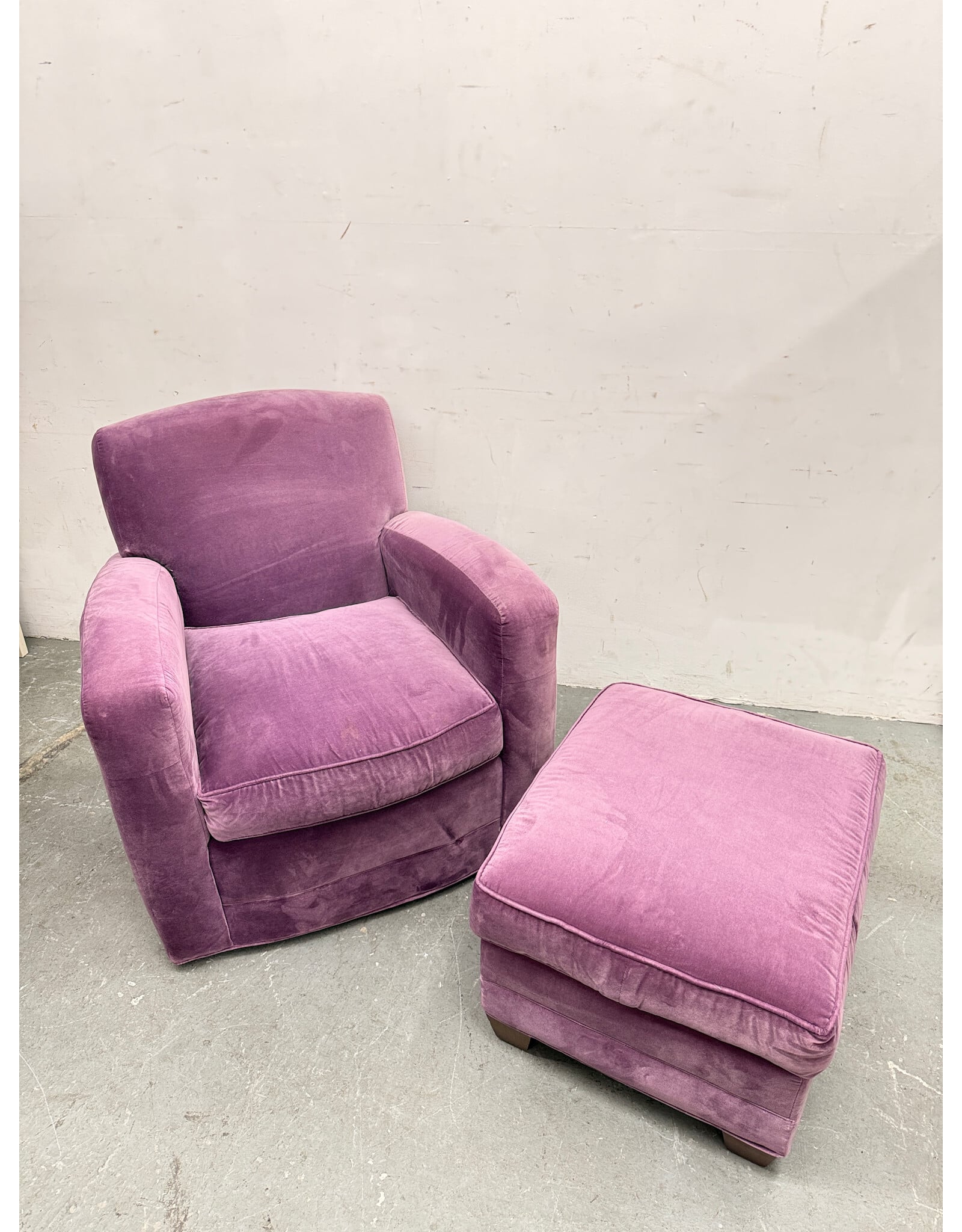 Violet Purple Lounge Chair with Ottoman