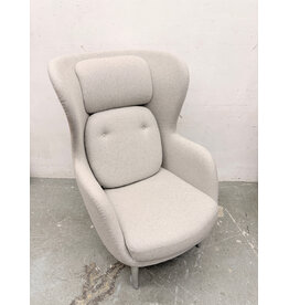 Ro Lounge Chair