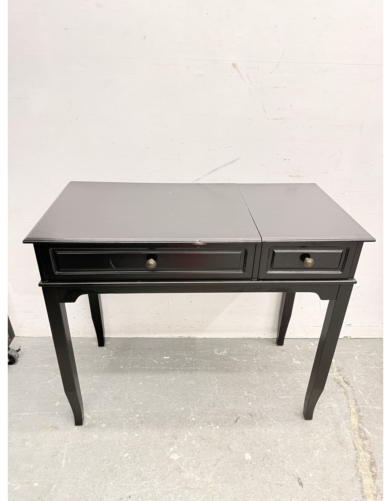 Modern Black Make-up Vanity