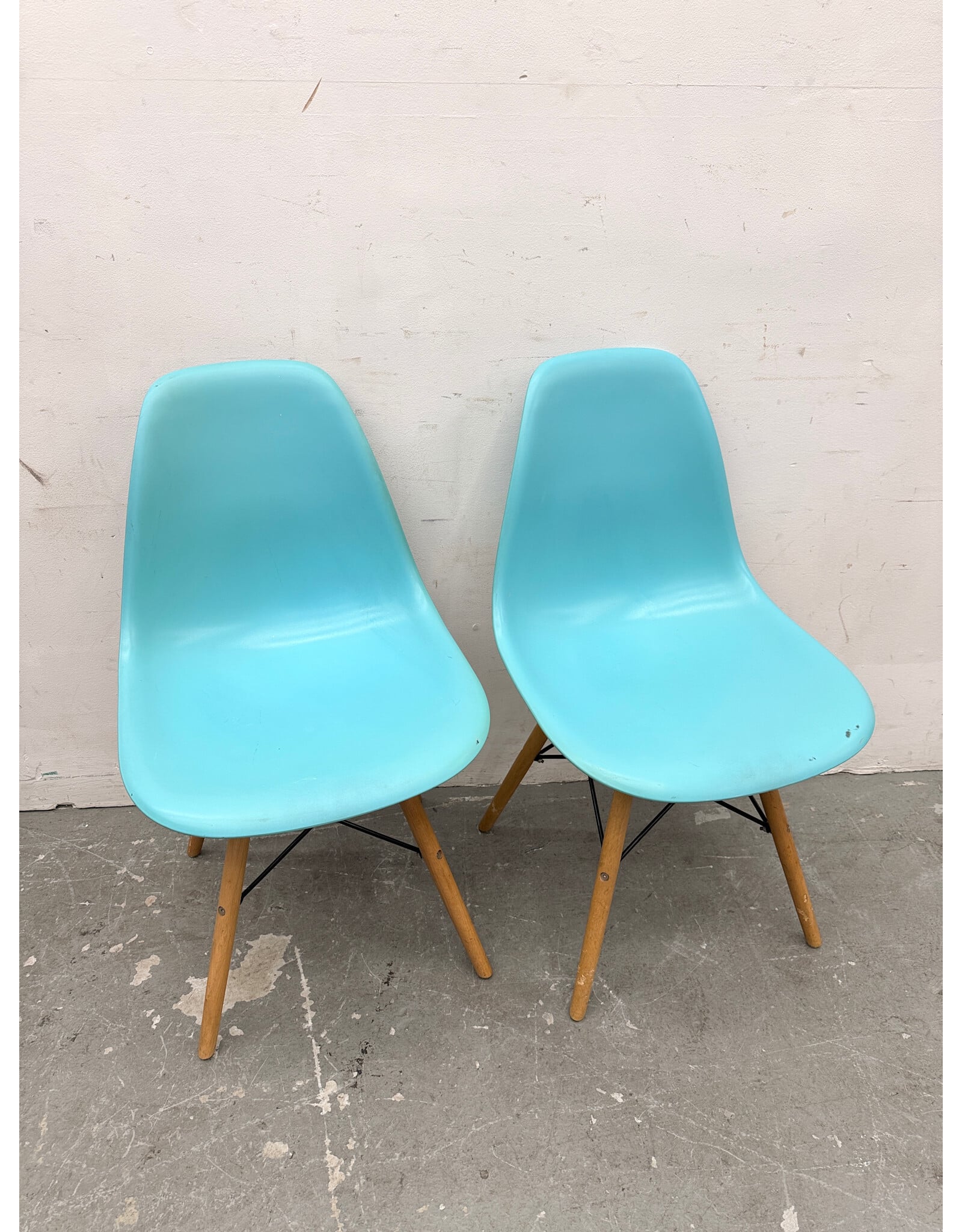 Mid-Century Modern Style Teal Dining Table