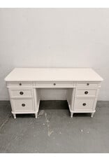 7 Drawer Vanity Desk