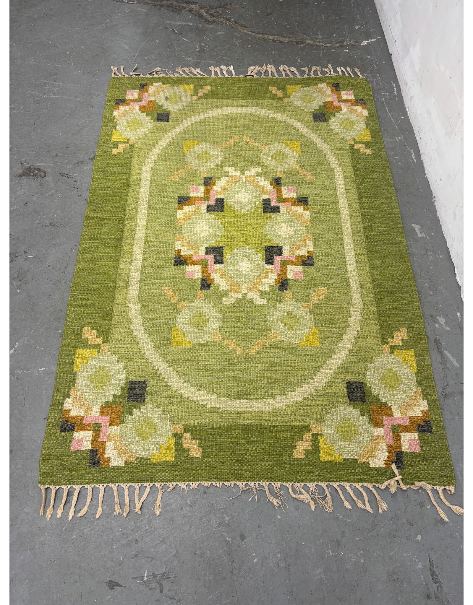 Swedish Flatweave Wool Rug in Green Flowers