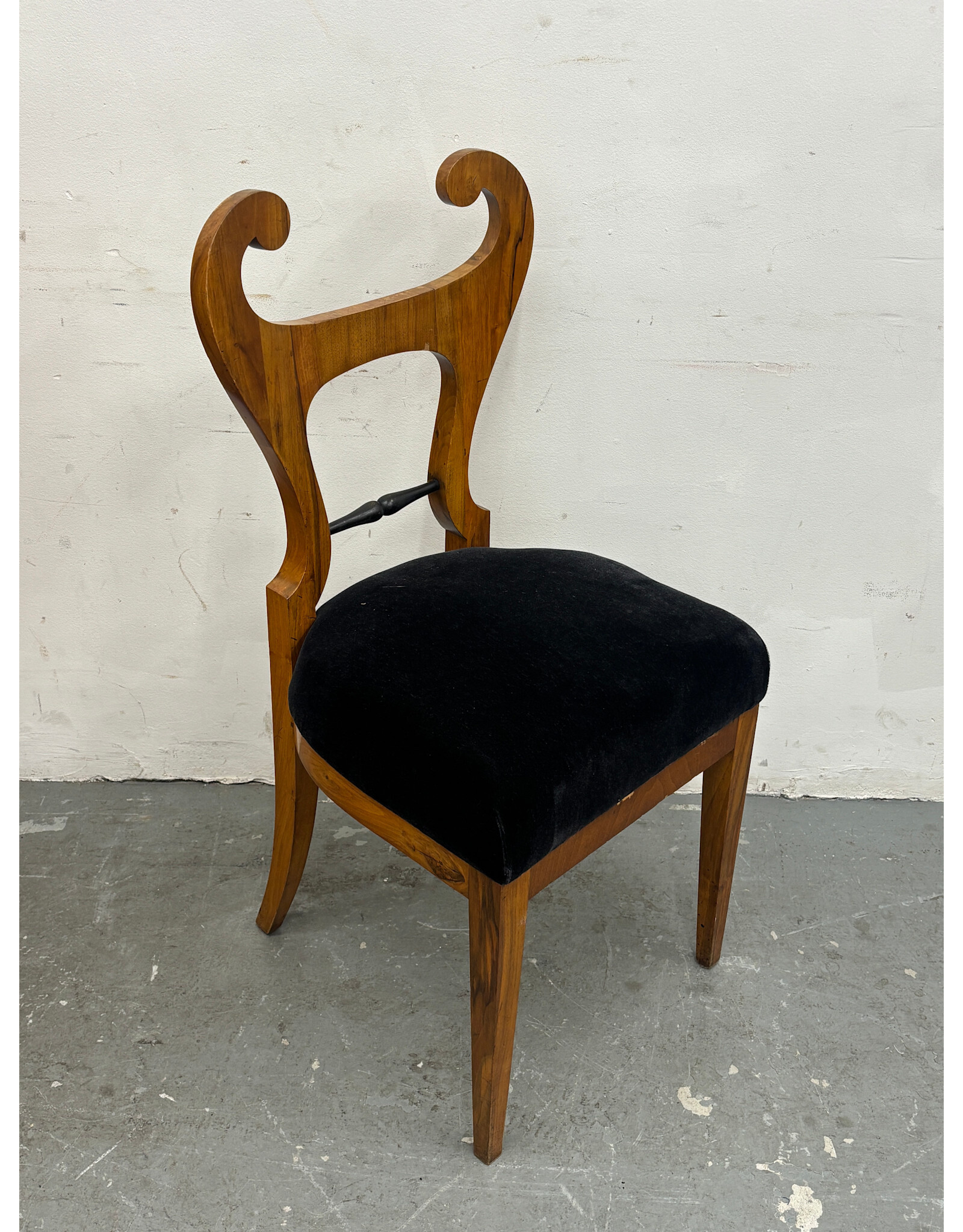 19th Century German Biedermeier Walnut Side Chairs
