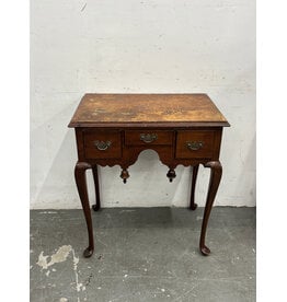 18th Century Queen Anne Acorn Finish Mahogany 3 Drawer Tea Table