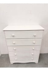 White Wooden 5-Drawer Dresser