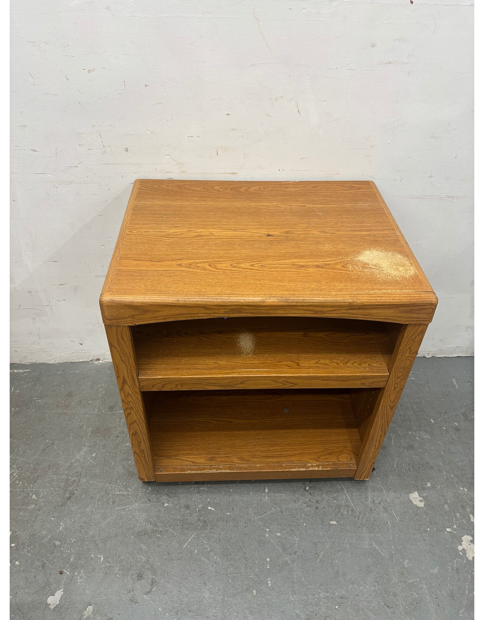 Old Oak Wood Media Cart