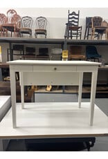 Solid White Desk with Leaf