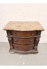 Traditional 3-Drawer Nightstand