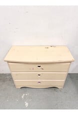 3-Drawer Pulls on Heart Pulls Dresser