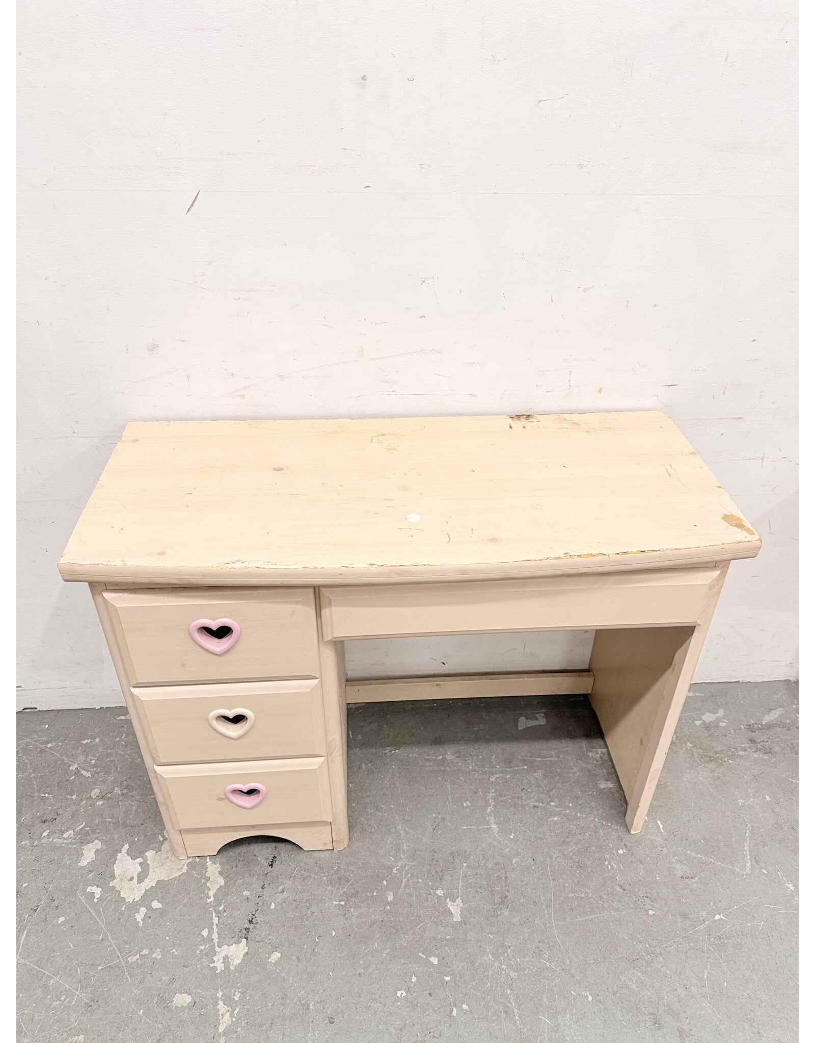 4-Drawer Charming Children Desk