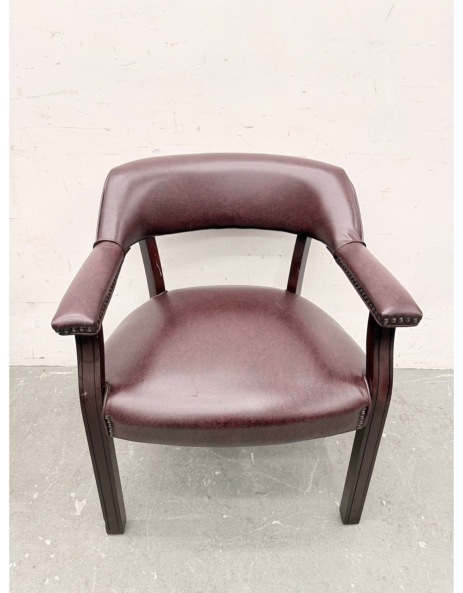 Traditional Lounge Chair