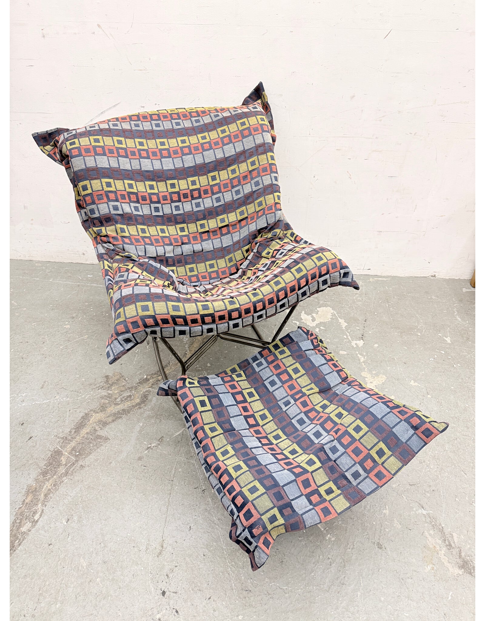 Puff Rocker Lounge Chair with Ottoman