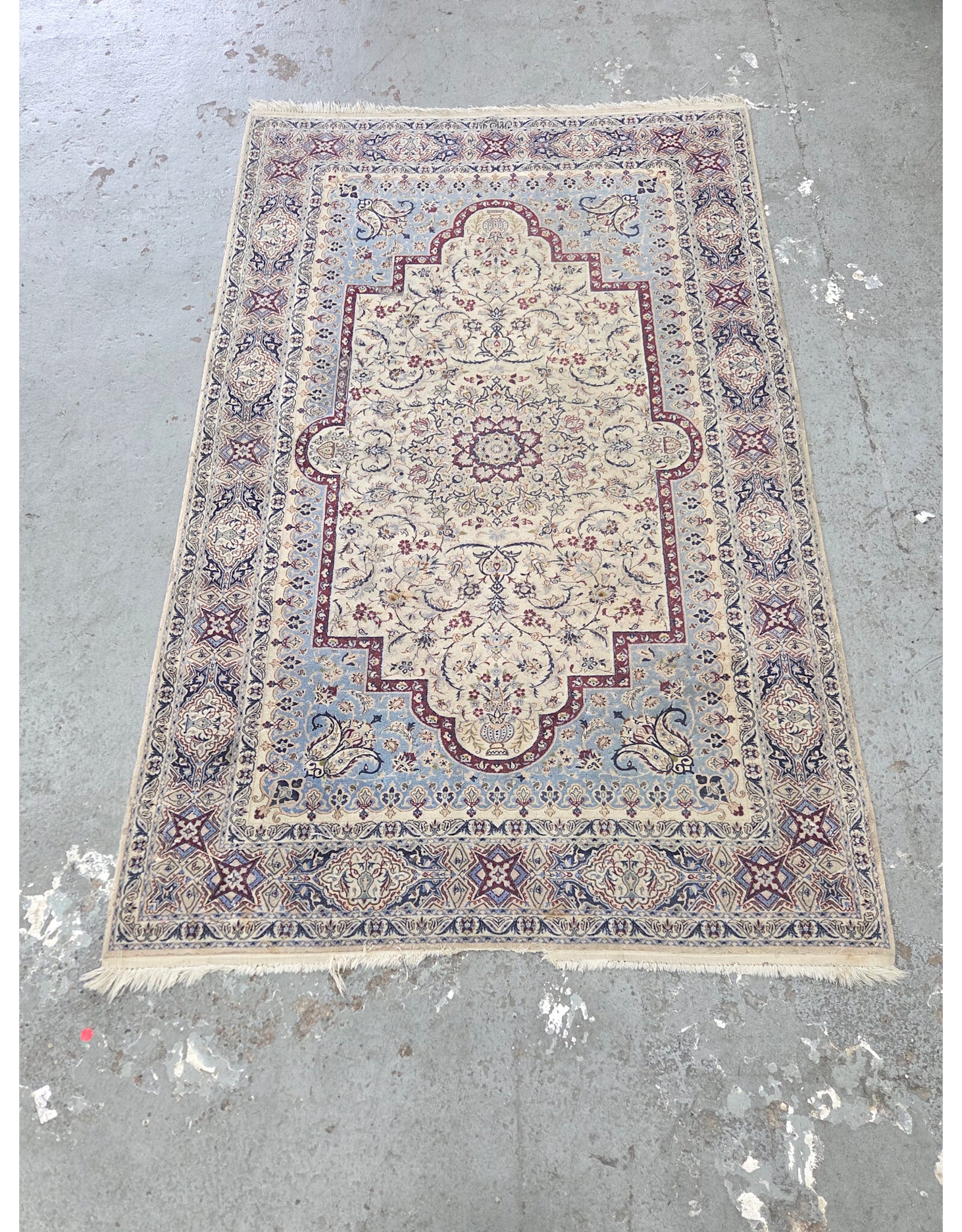 Carpet World Hand-knotted Persian Area Rug
