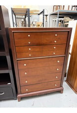 Bassett Wood 5-Drawer Dresser