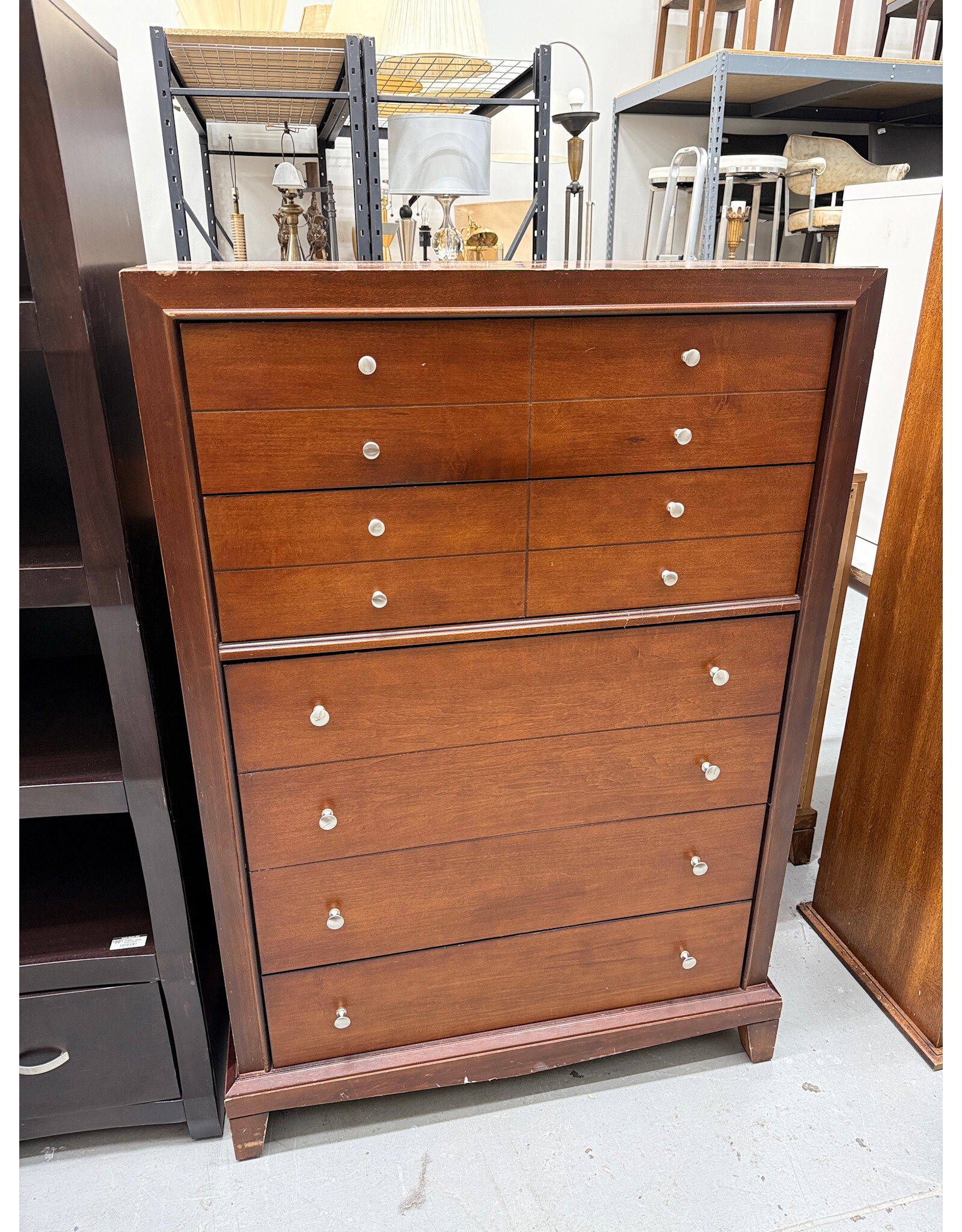 Bassett Wood 5-Drawer Dresser