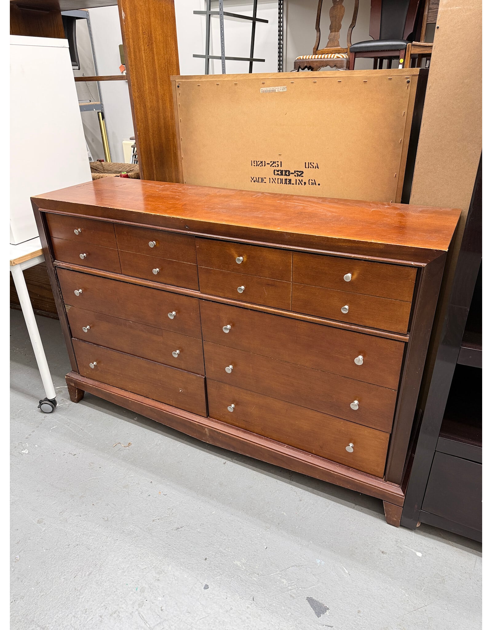 Bassett Wooden 6-Drawer Dresser