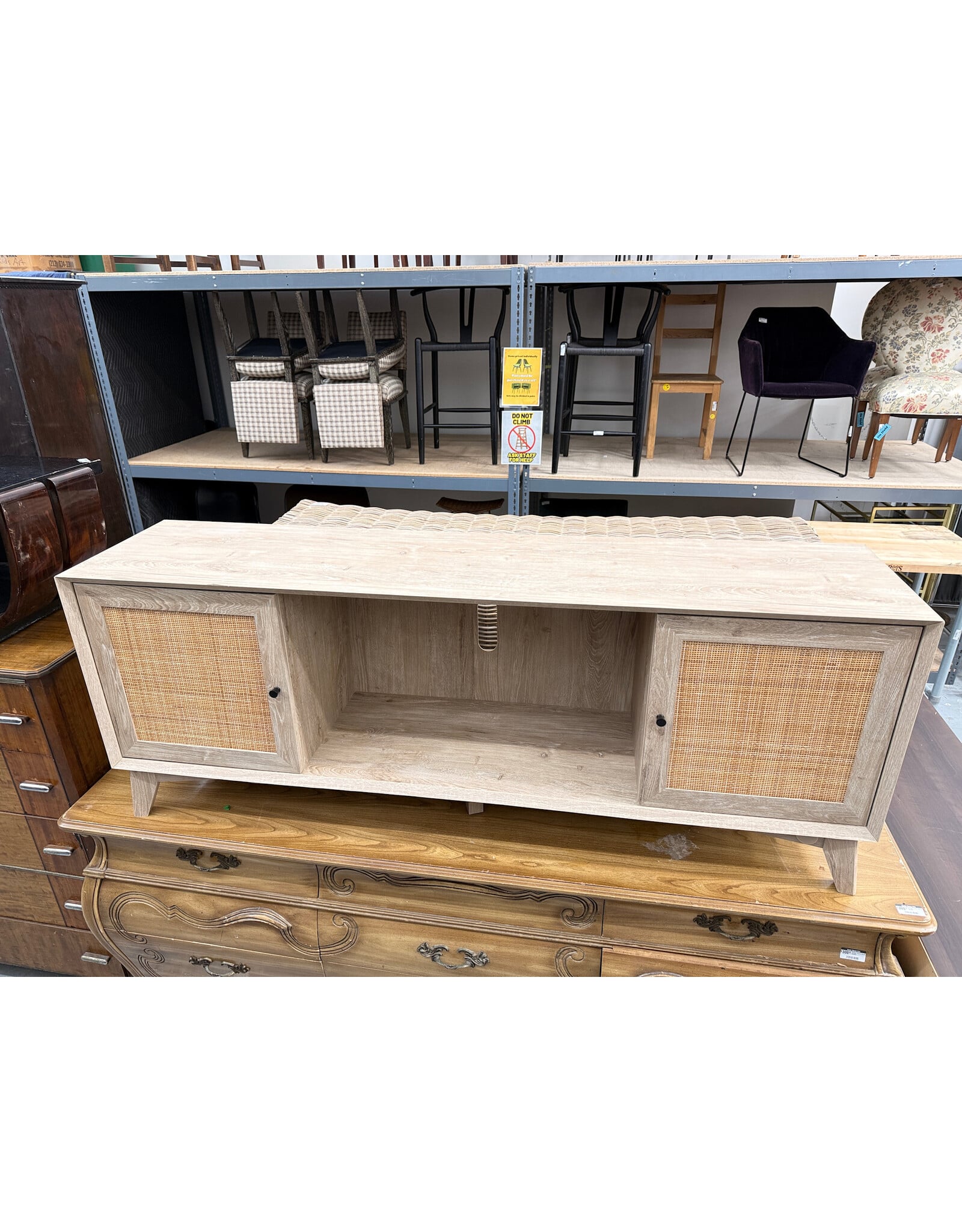 Modern Rectangular Tv Stand