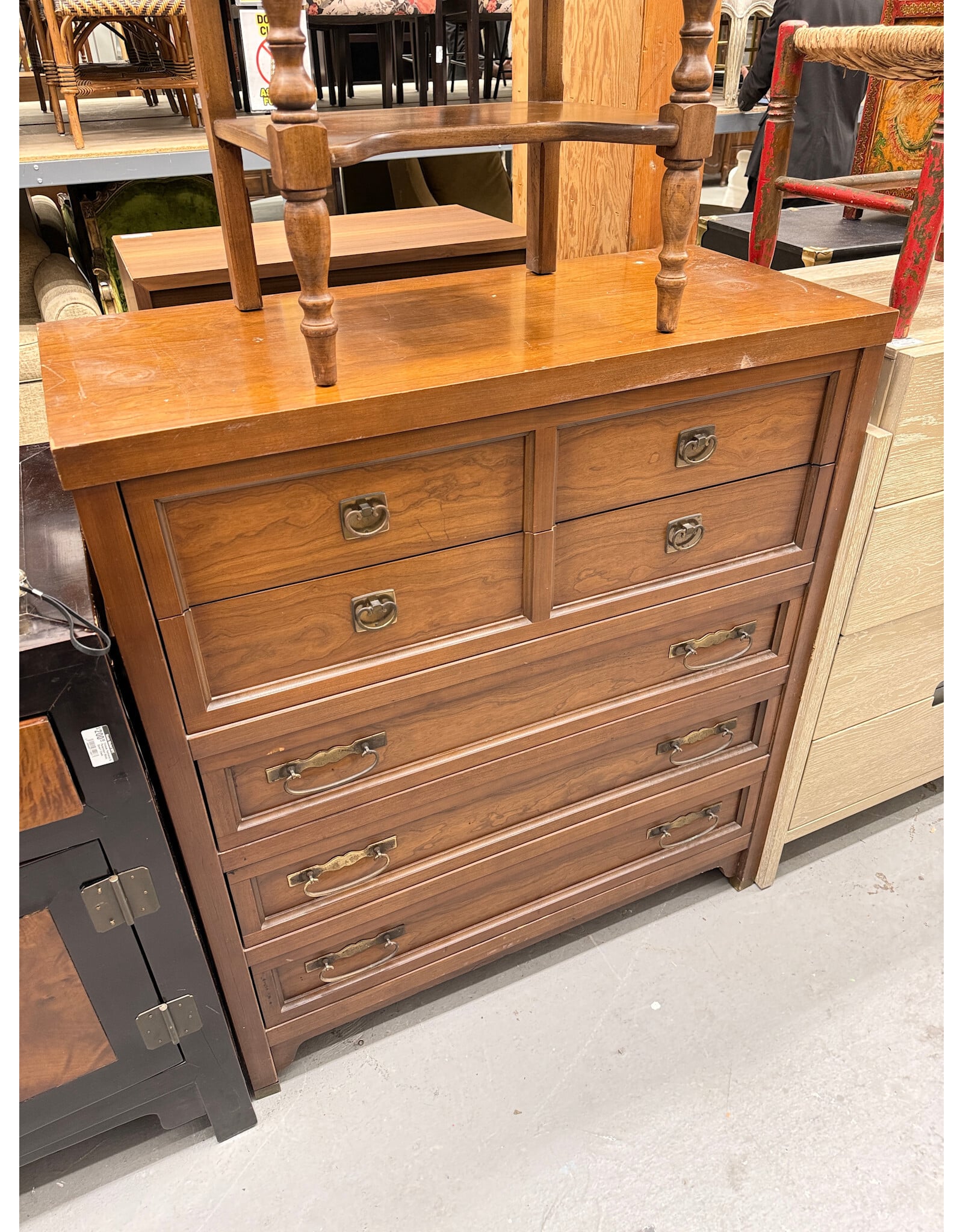 Vintage Mid-Century Style 5-Drawer Chest of Drawers