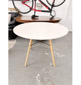 Modern Round Dining Table with Eiffel Tower Base