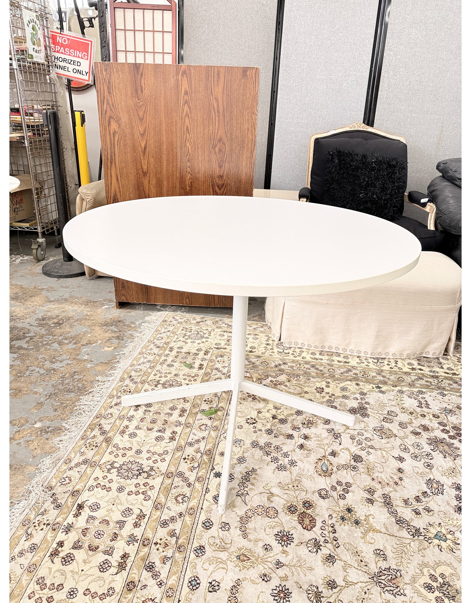 Poppin Touchpoint Meeting Table