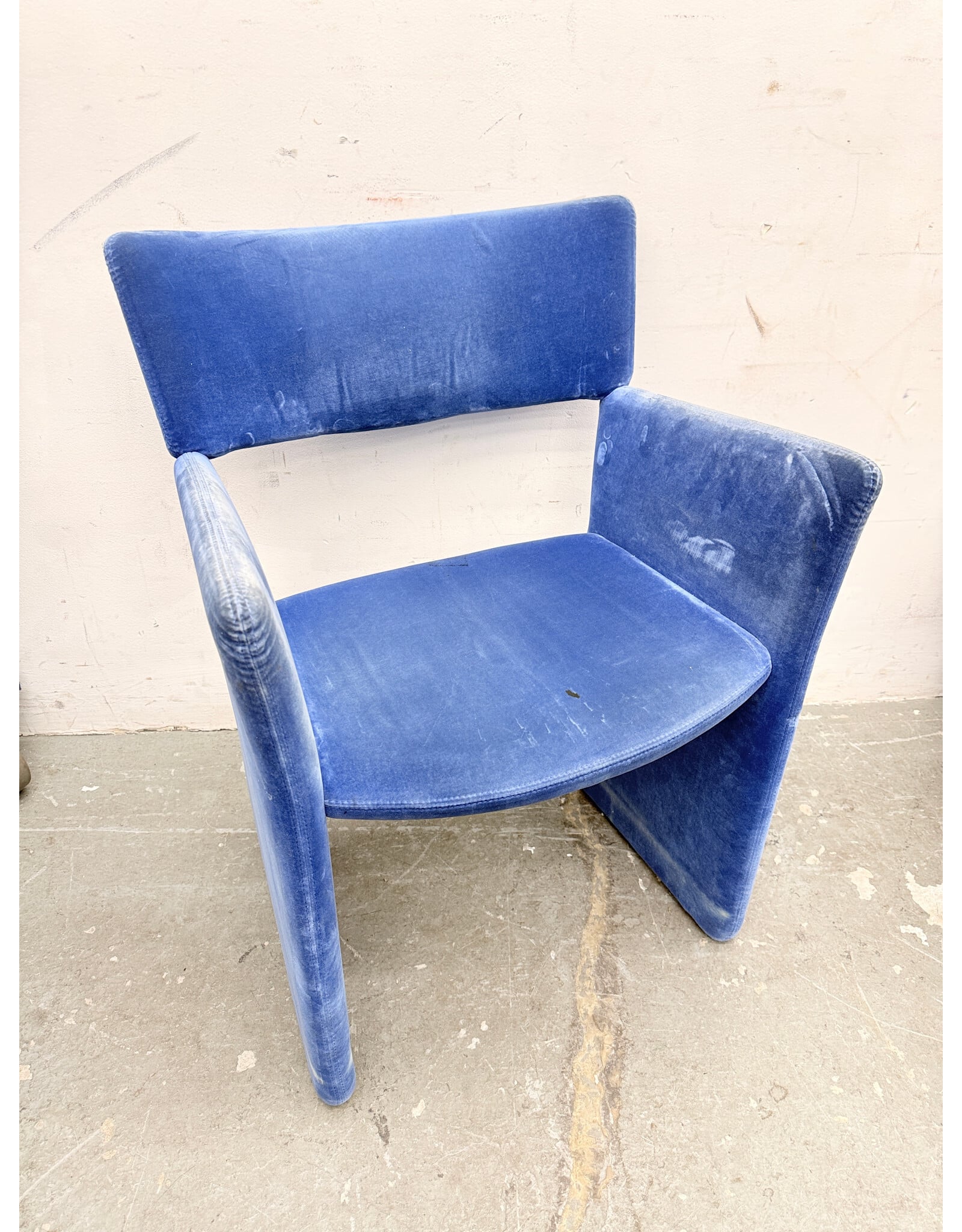 Crown Armchair in that Blue Velvet, Massproductions