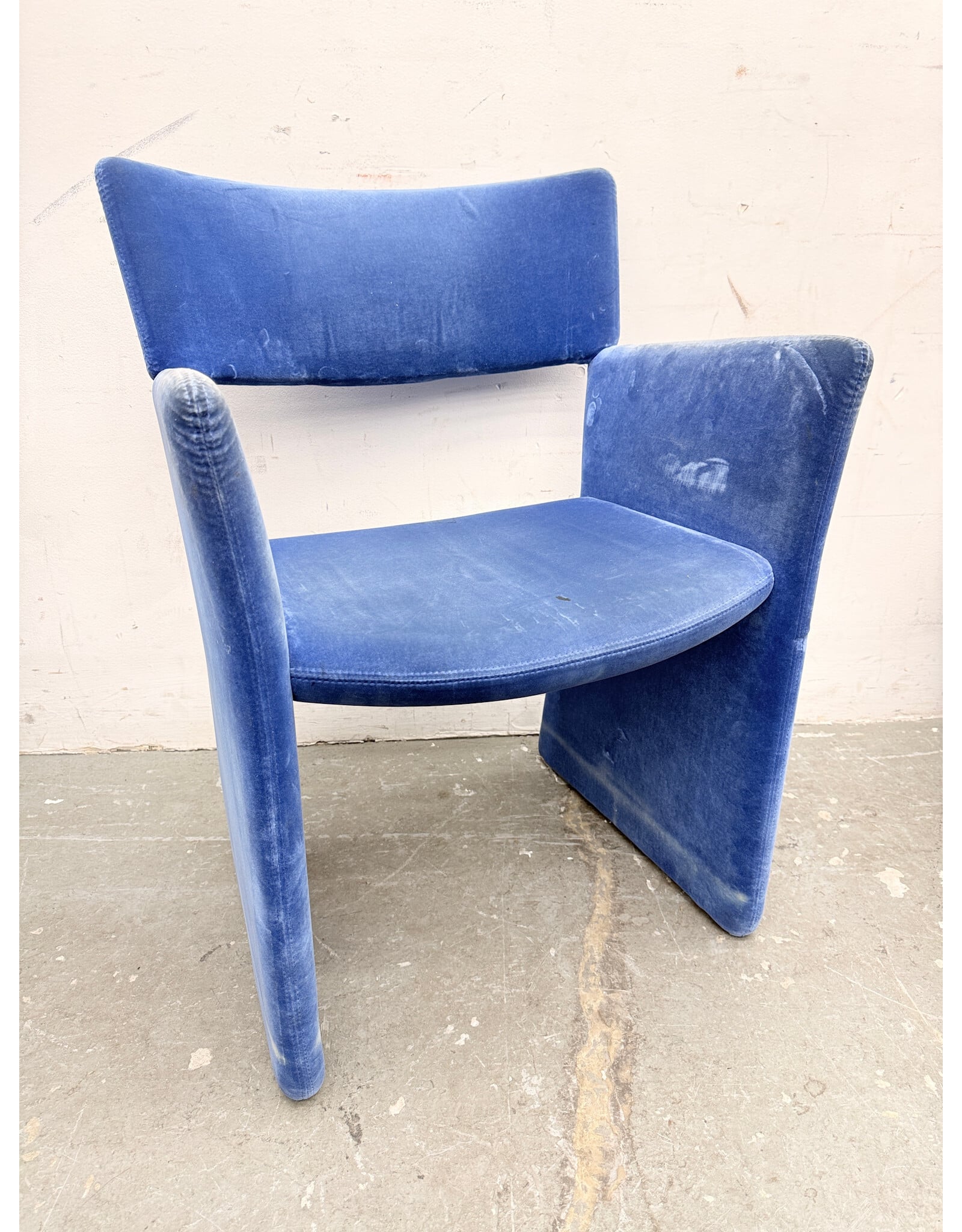 Crown Armchair in that Blue Velvet, Massproductions