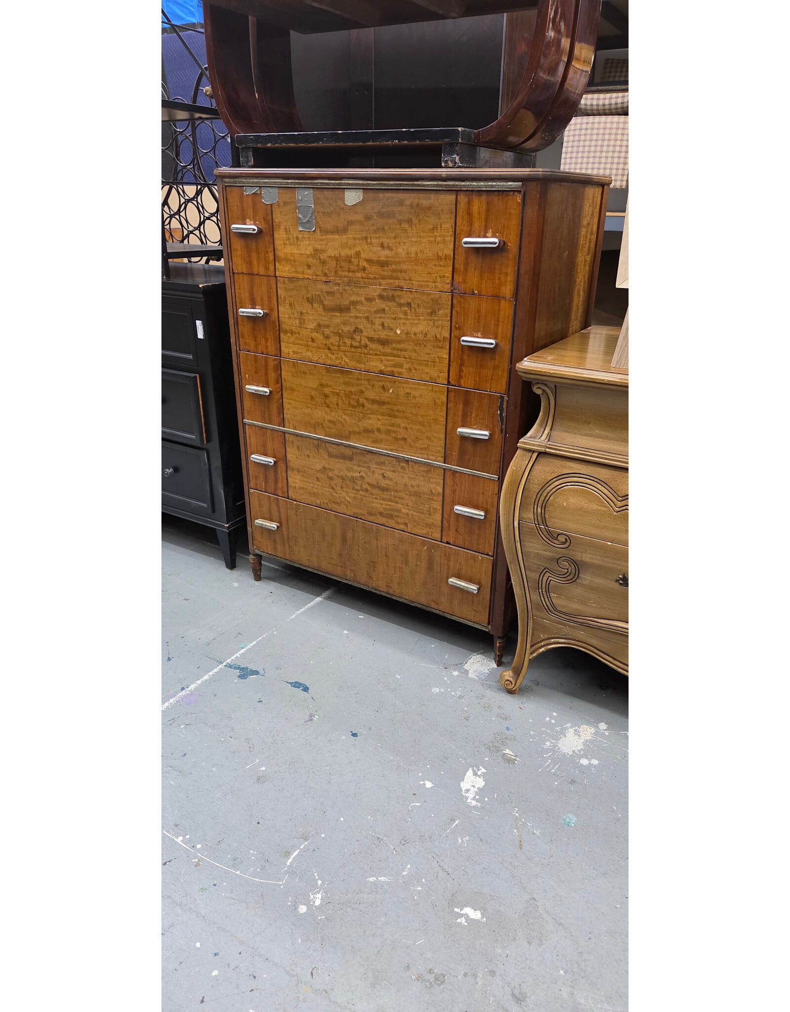 Vintage Art Deco Dresser