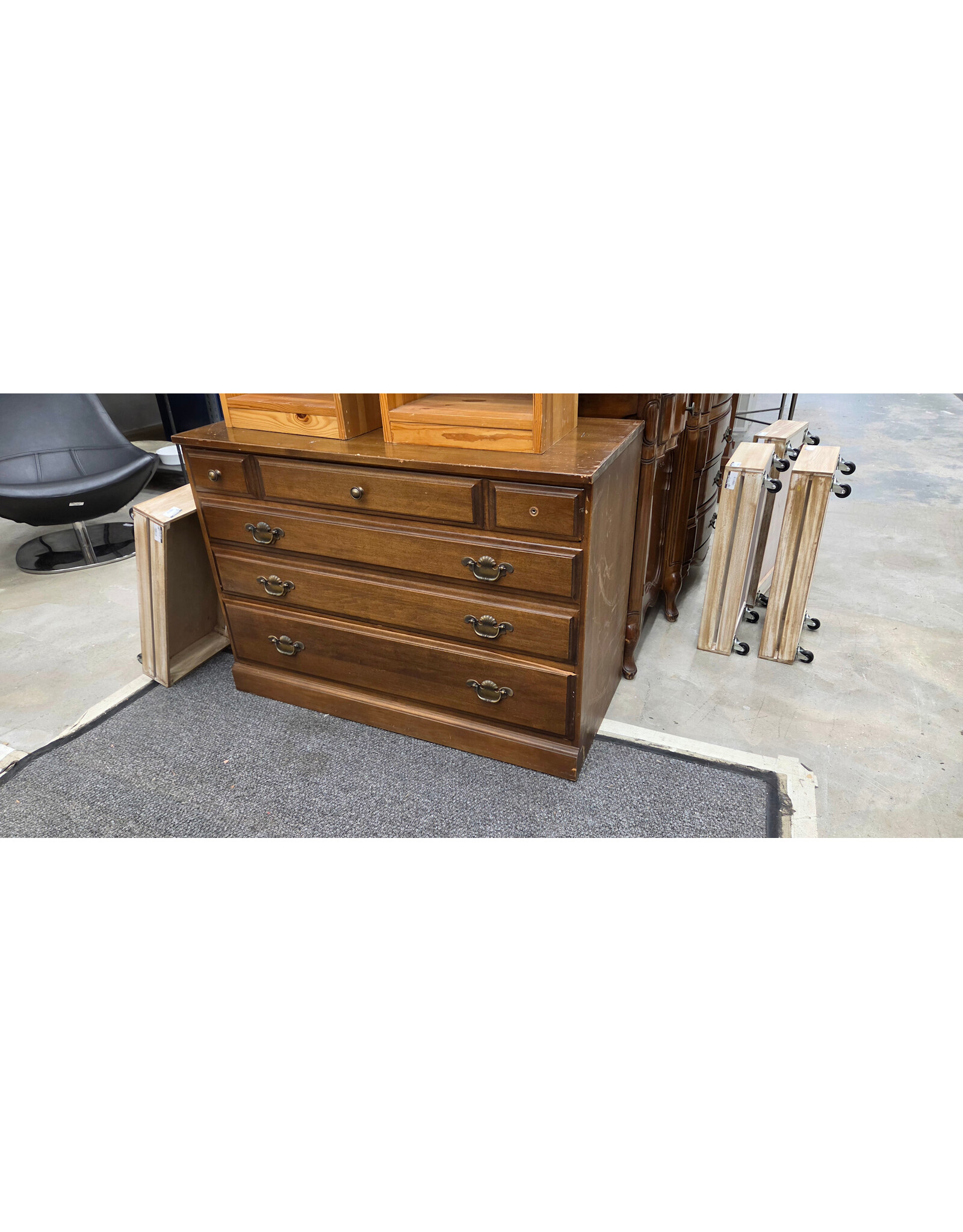 Maple Traditional Bedroom Dresser by Conant ball