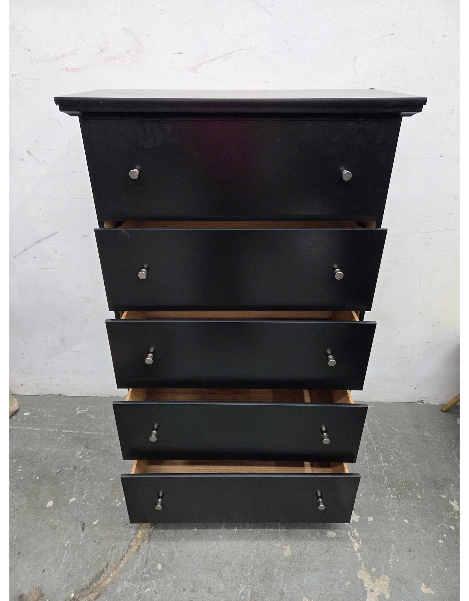 Ashley Furniture Black 5-Drawer Chest