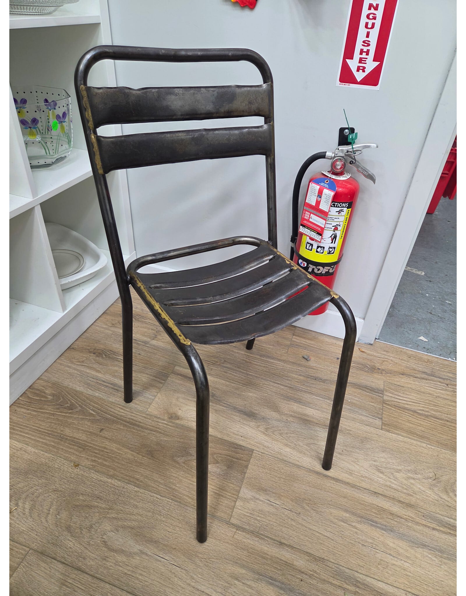 Metal Indoor/Outdoor Classon Chair