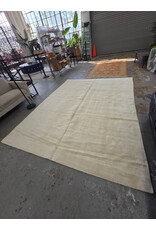 White Machine Made Basic Area Rug