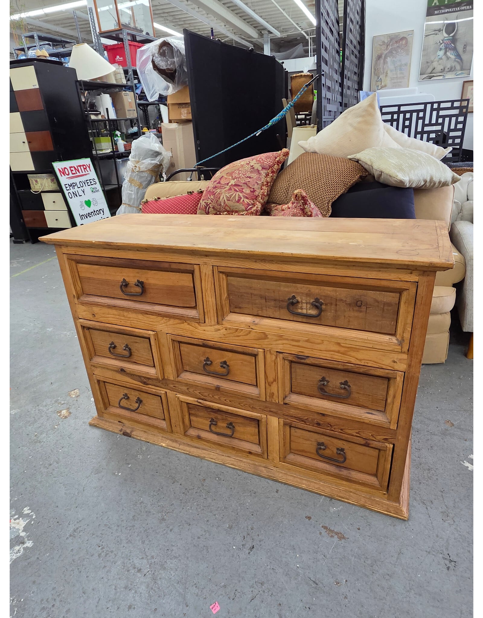 Farmhouse-Style Solid Pine Wood 8-Drawer Dresser