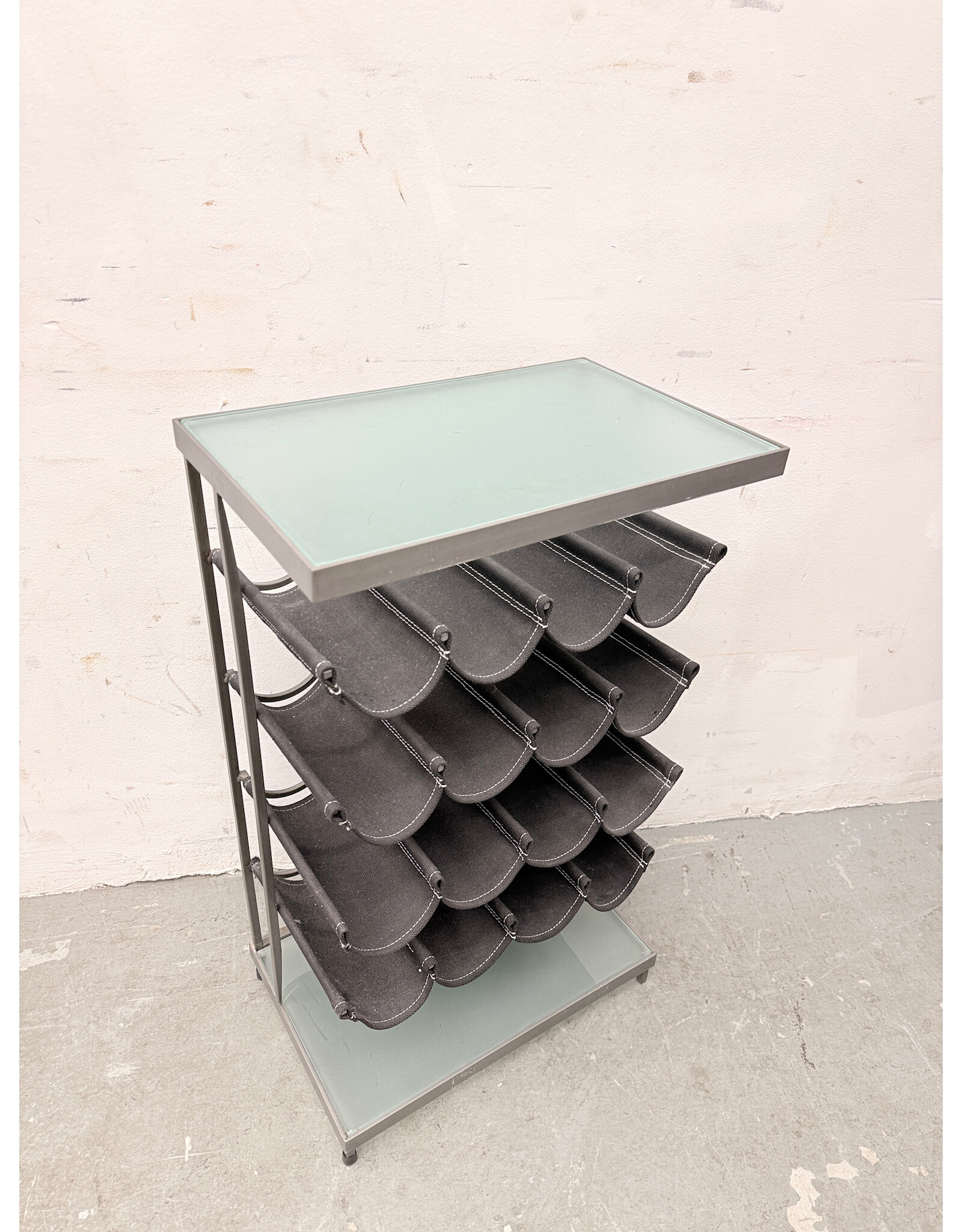 Cantilever Oenophilia Wine Rack