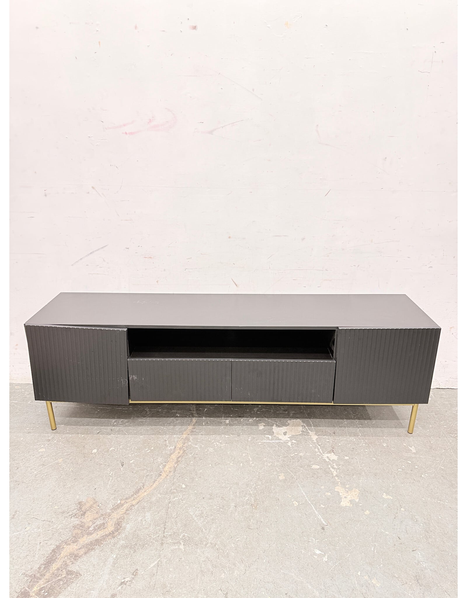Nicole Modern Tv Media Stand