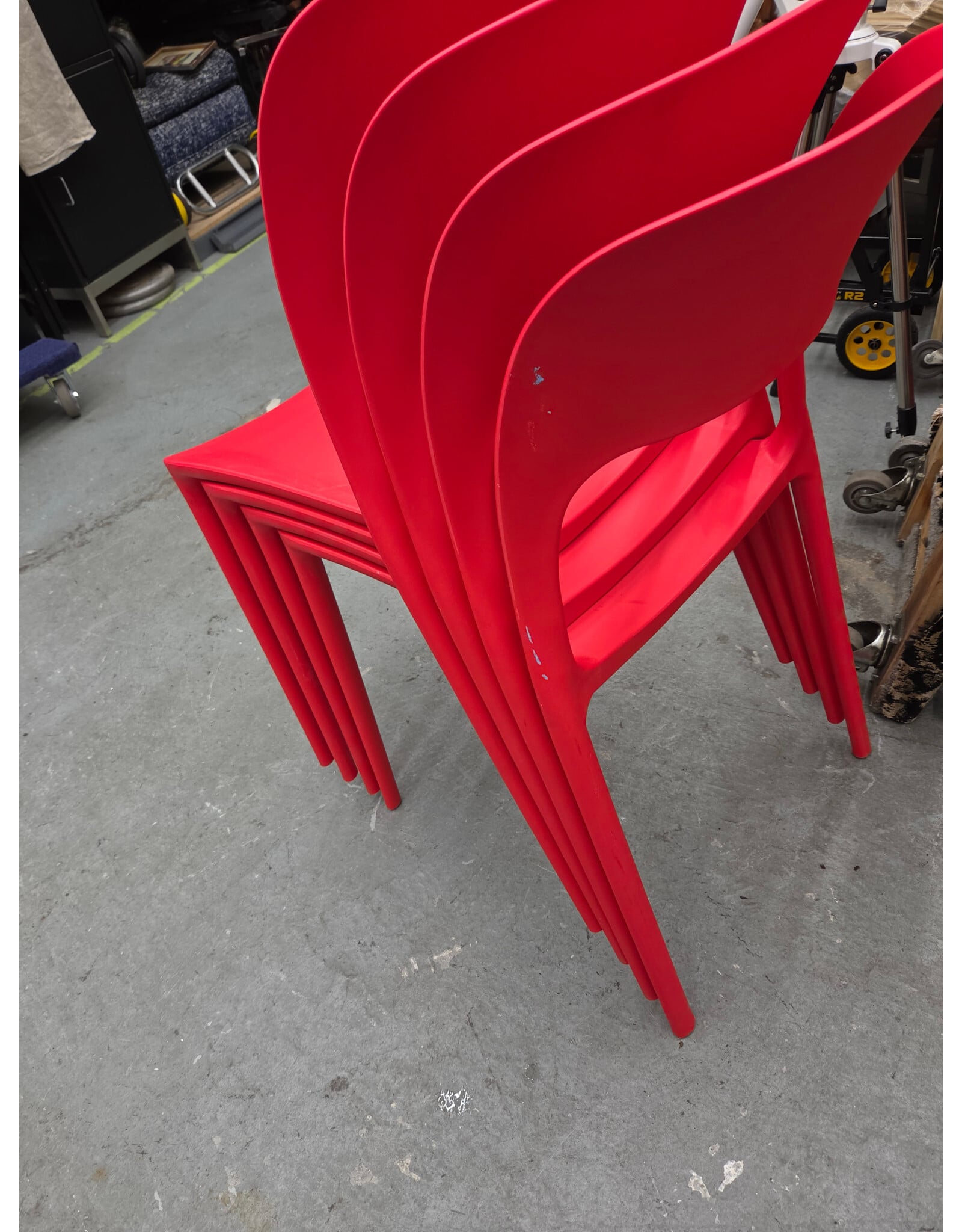 Red Fabulaxe Modern Plastic Outdoor Dining Chair