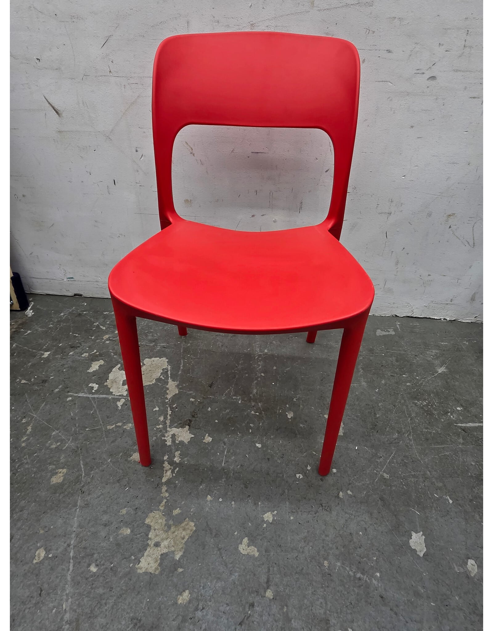 Red Fabulaxe Modern Plastic Outdoor Dining Chair