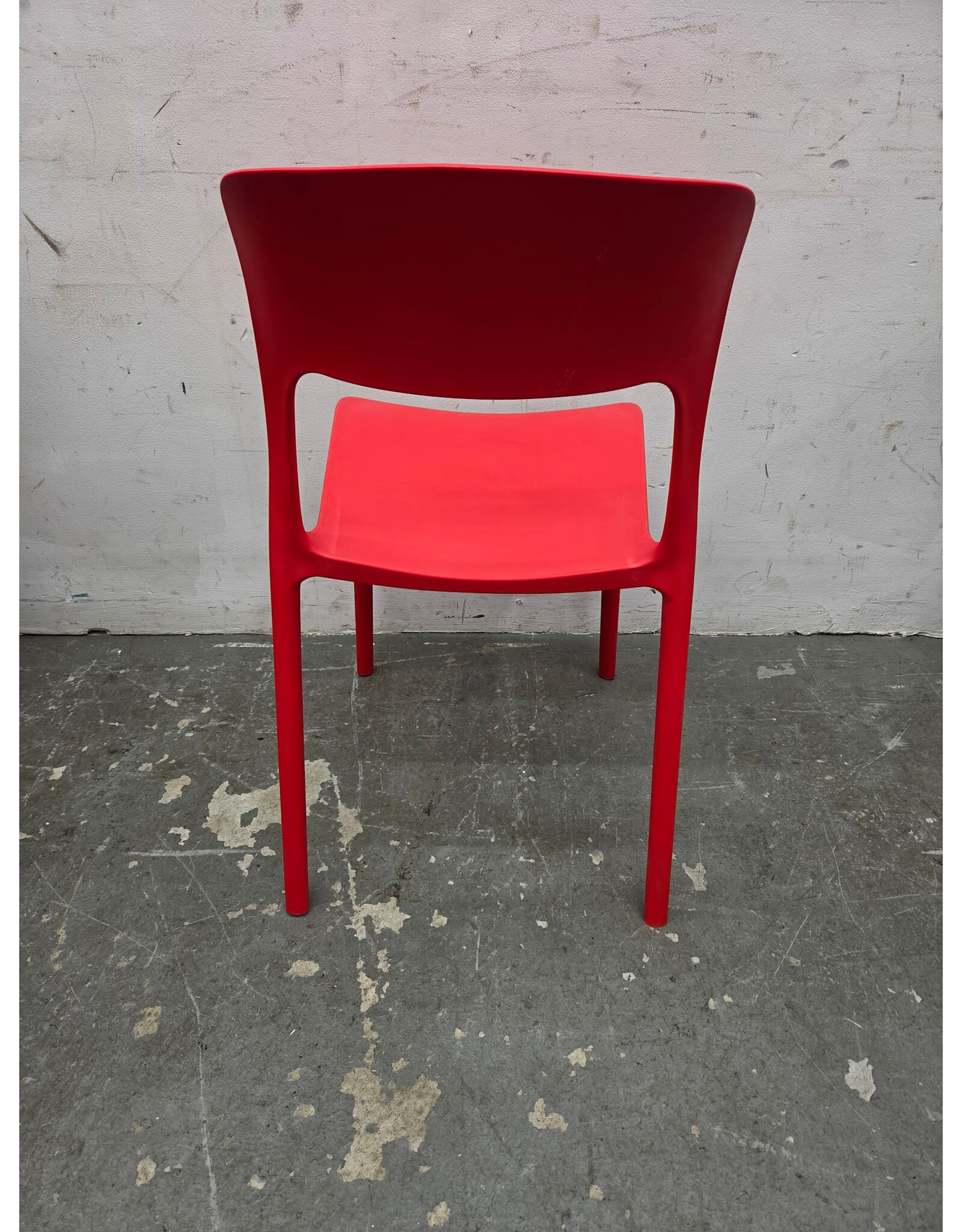 Red Fabulaxe Modern Plastic Outdoor Dining Chair