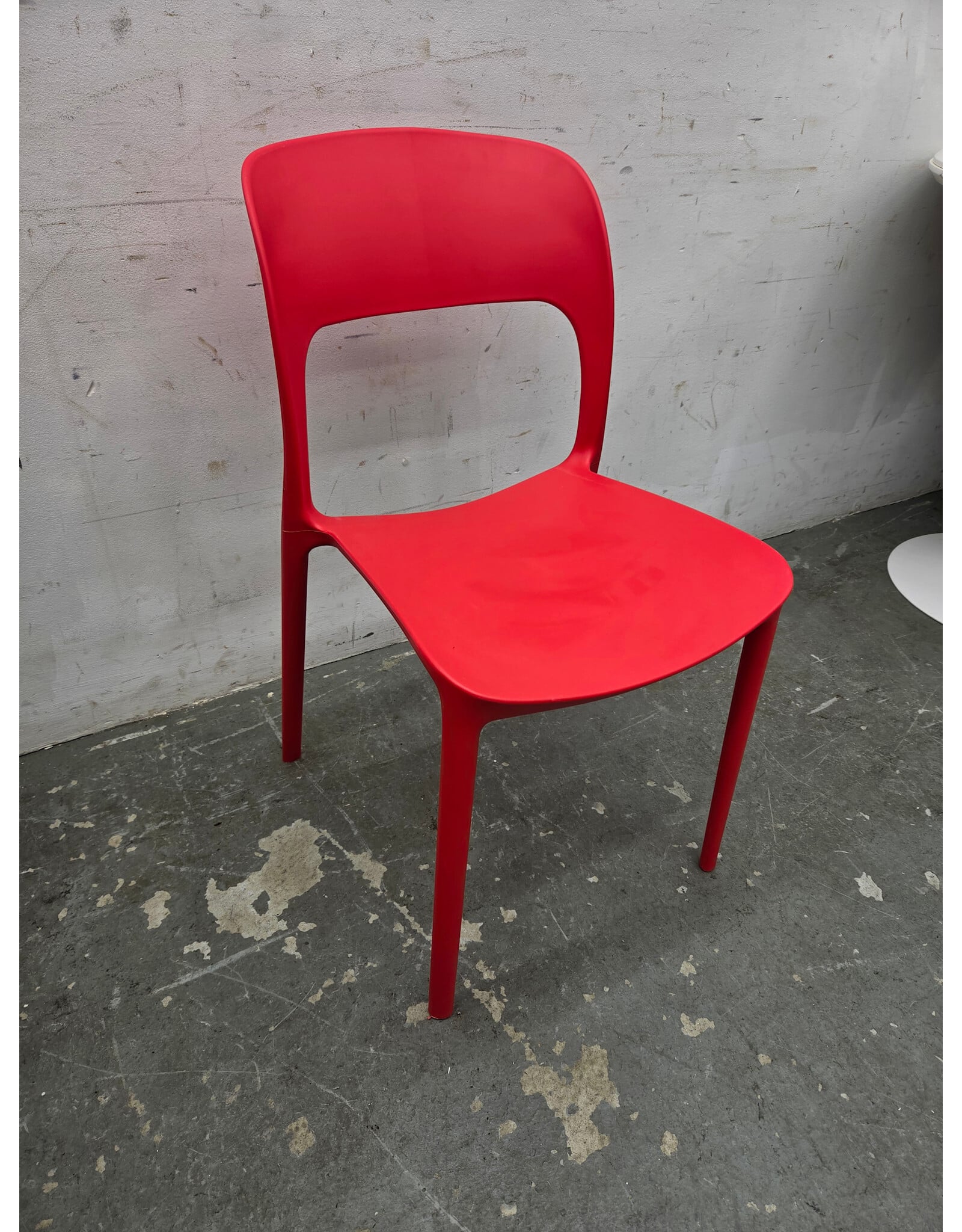 Red Fabulaxe Modern Plastic Outdoor Dining Chair